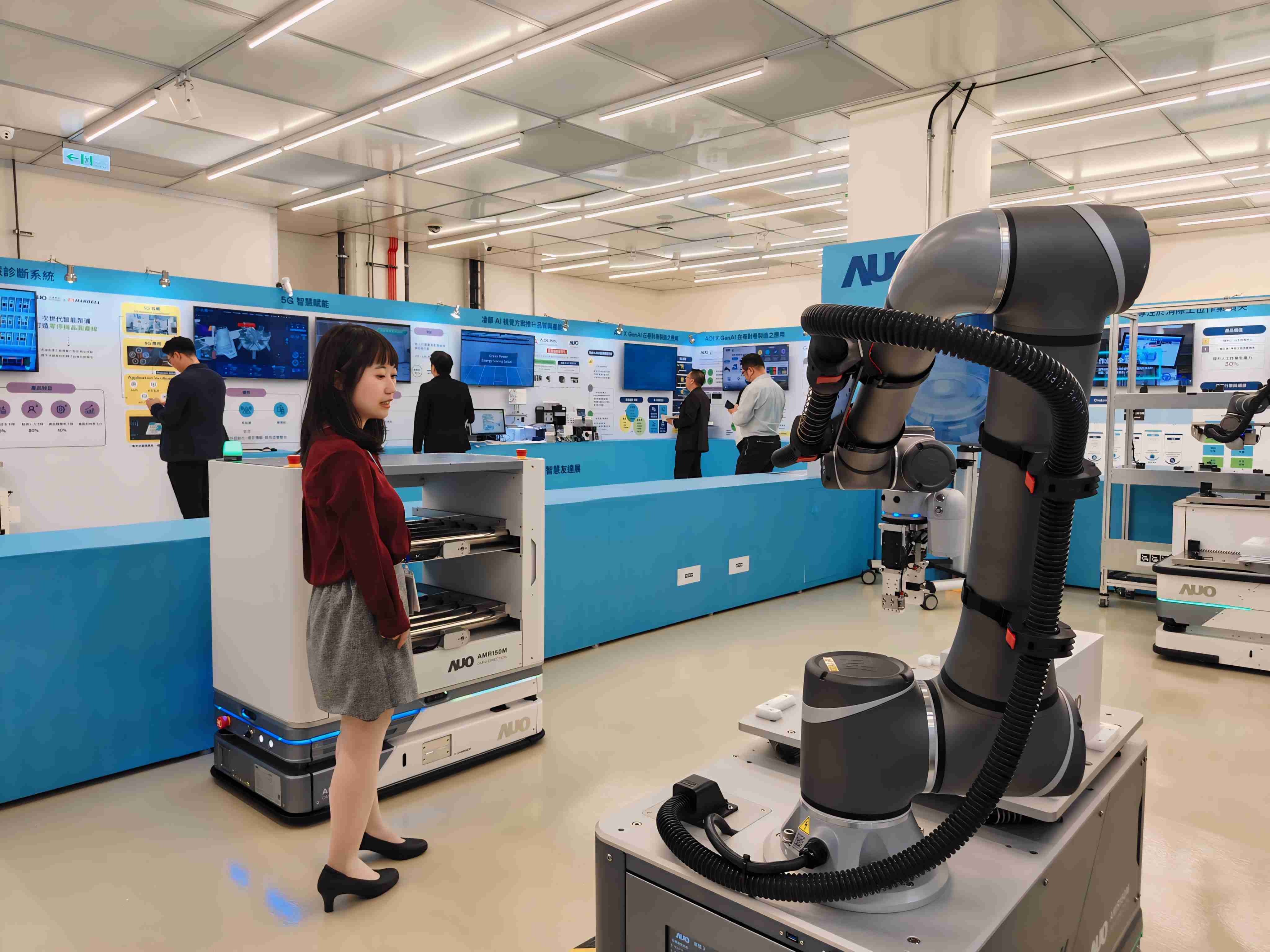 2024智能银河集团展邀集生态圈伙伴共同参展，，从数字应用、、、、净零减碳到能源发展，，创造全方位永续商机，，携手生态圈伙伴迈向永续未来